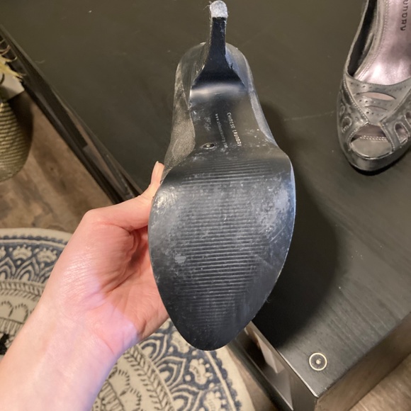 Chinese Laundry Platform Pump - Picture 3 of 5